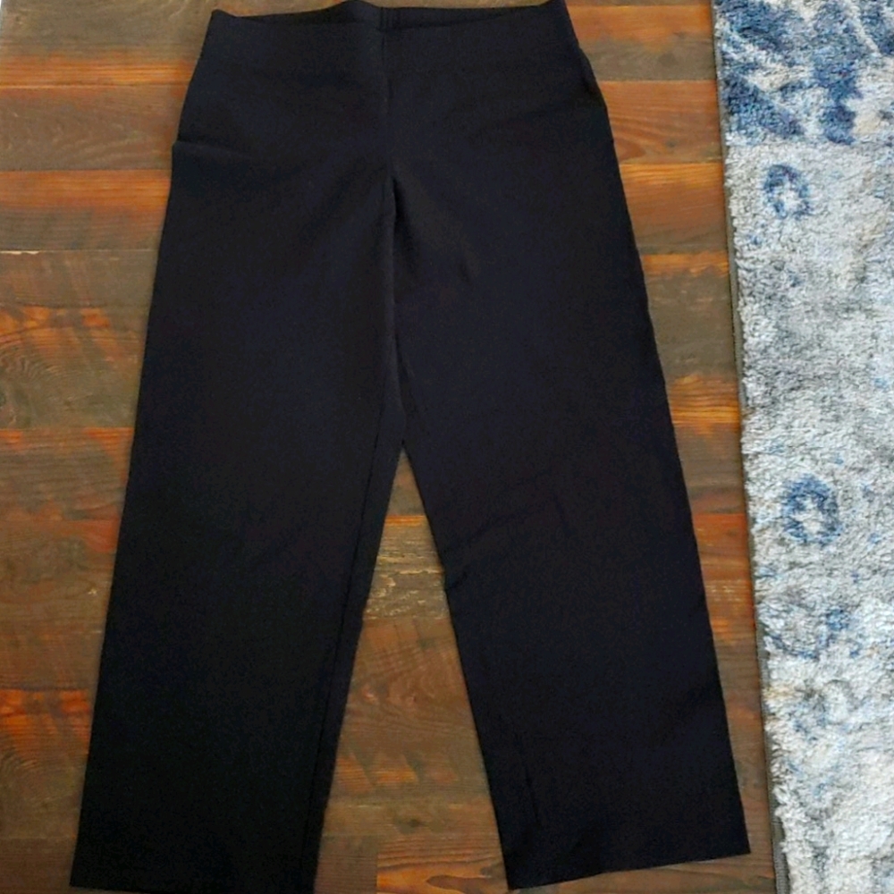 Stretchy black pants